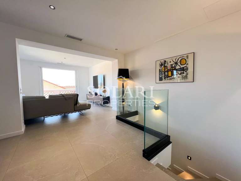 Villa Mandelieu-la-Napoule - 3 chambres - 130m²