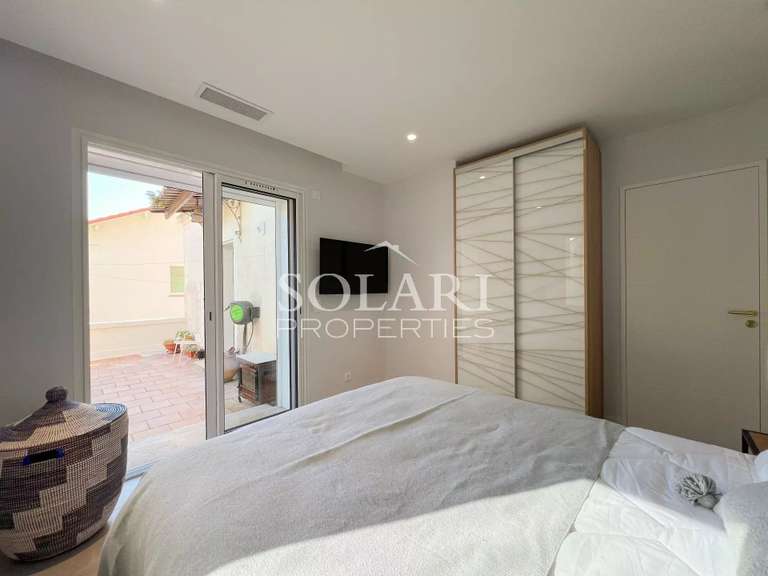 Villa Mandelieu-la-Napoule - 3 chambres - 130m²