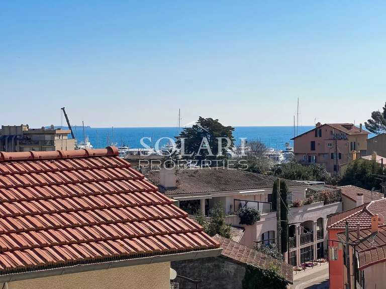 Villa Mandelieu-la-Napoule - 3 chambres - 130m²