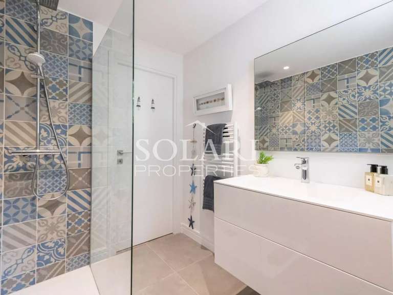 Villa Mandelieu-la-Napoule - 4 chambres - 300m²