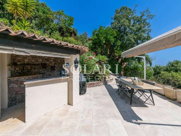 Villa Mandelieu-la-Napoule - 4 chambres - 300m²