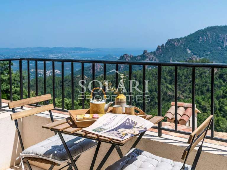 Villa Mandelieu-la-Napoule - 4 chambres - 300m²