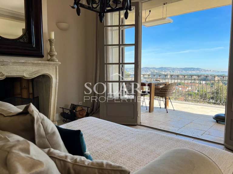 Villa Mandelieu-la-Napoule - 5 chambres - 240m²