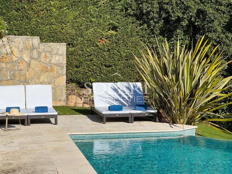 Villa Mandelieu-la-Napoule - 5 chambres - 240m²