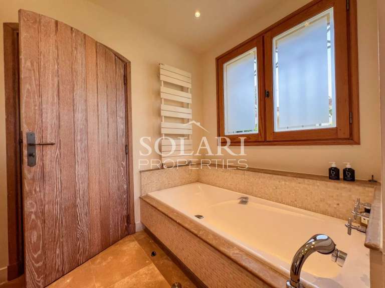 Villa Mandelieu-la-Napoule - 4 chambres - 250m²