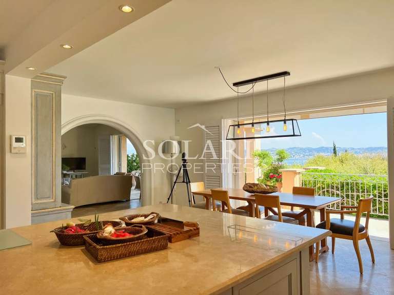 Villa Mandelieu-la-Napoule - 4 chambres - 250m²