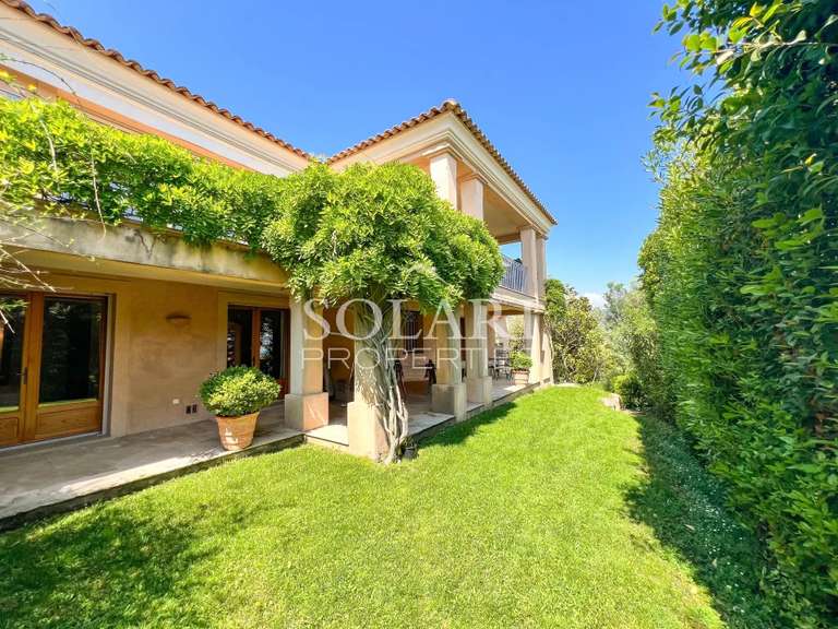 Villa Mandelieu-la-Napoule - 4 chambres - 250m²