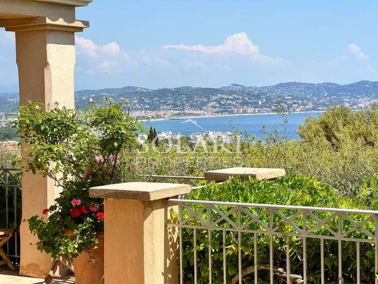 Villa Mandelieu-la-Napoule - 4 chambres - 250m²