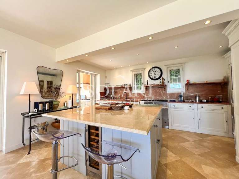 Villa Mandelieu-la-Napoule - 4 chambres - 250m²