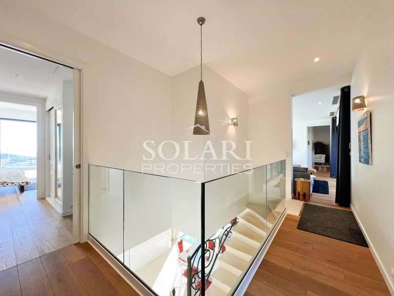 Villa Mandelieu-la-Napoule - 5 chambres - 300m²