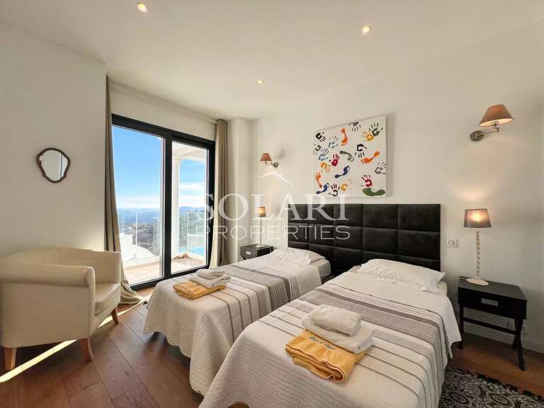 Villa Mandelieu-la-Napoule - 5 chambres - 300m²