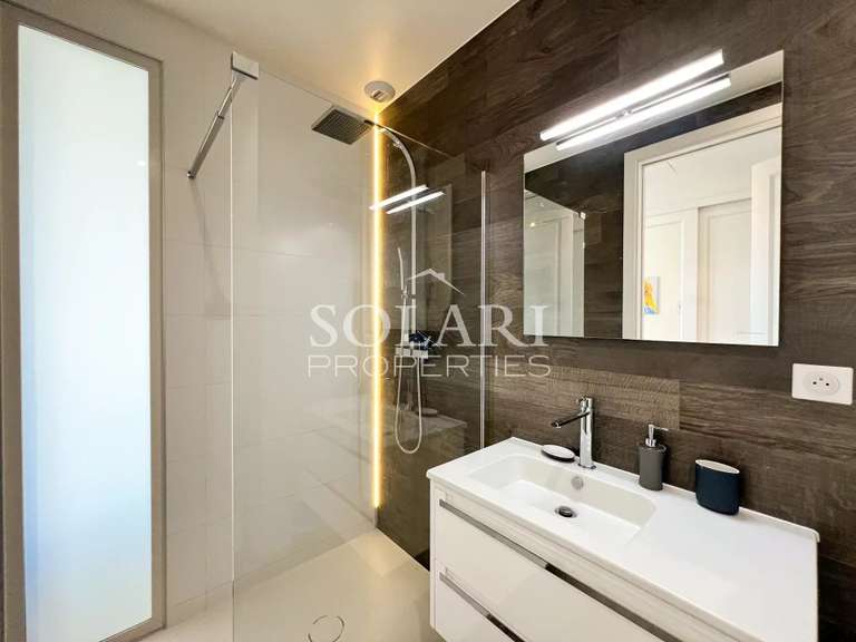 Villa Mandelieu-la-Napoule - 5 chambres - 300m²