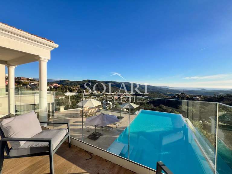 Villa Mandelieu-la-Napoule - 5 chambres - 300m²