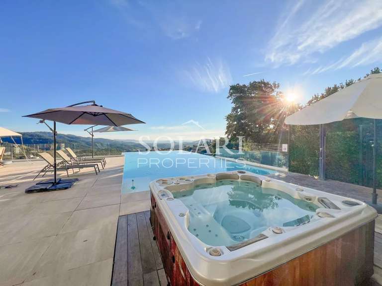 Villa Mandelieu-la-Napoule - 5 chambres - 300m²