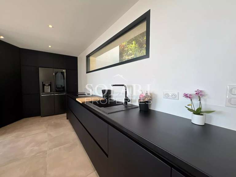 Villa Mandelieu-la-Napoule - 4 chambres - 280m²