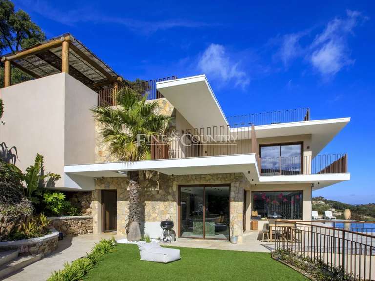 Villa Mandelieu-la-Napoule - 5 chambres - 318m²