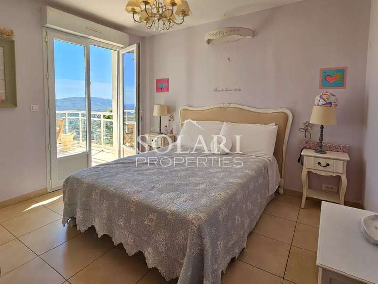 Villa Mandelieu-la-Napoule - 4 chambres - 178m²