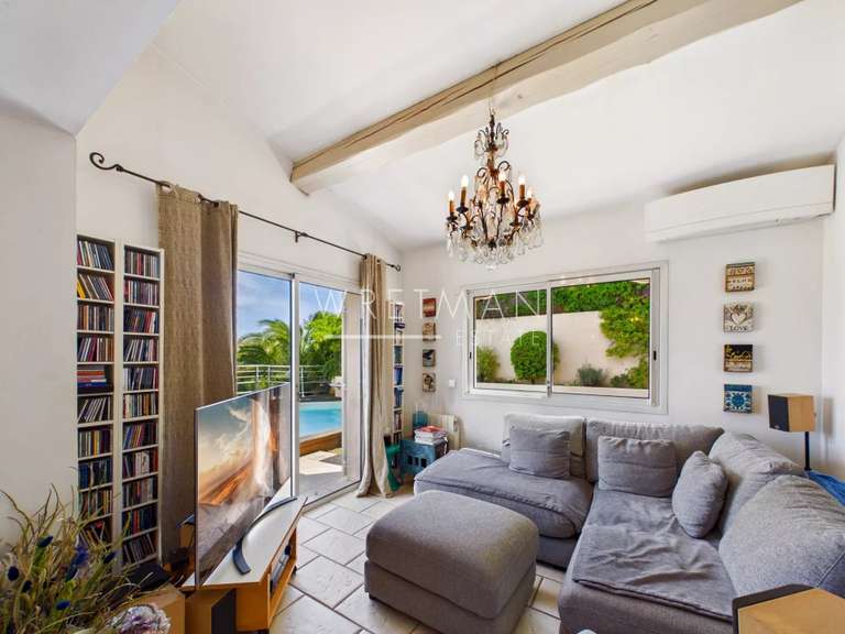 Villa with Sea view Mandelieu-la-Napoule - 4 bedrooms - 133m²