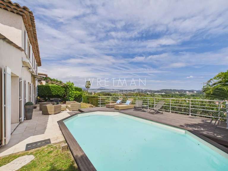 Villa with Sea view Mandelieu-la-Napoule - 4 bedrooms - 133m²
