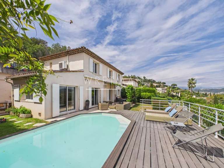 Villa with Sea view Mandelieu-la-Napoule - 4 bedrooms - 133m²