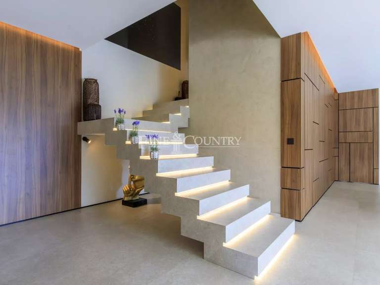 Villa Mandelieu-la-Napoule - 5 chambres - 318m²