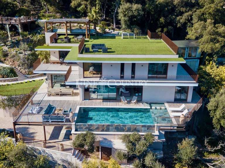 Villa Mandelieu-la-Napoule - 5 bedrooms - 318m²