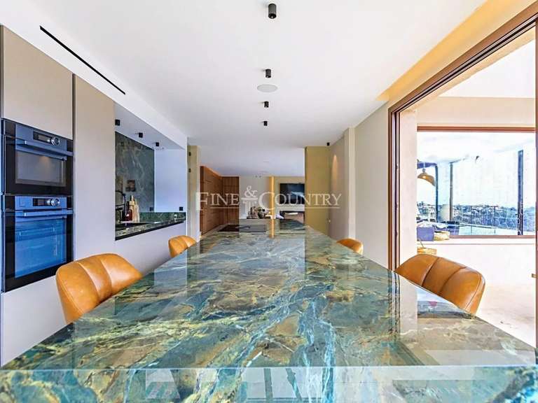 Villa Mandelieu-la-Napoule - 5 chambres - 318m²