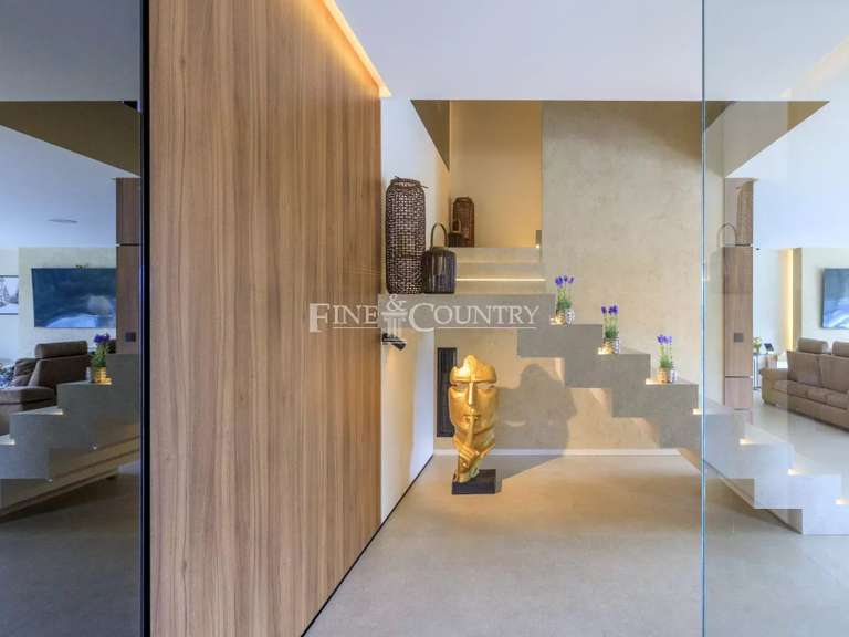 Villa Mandelieu-la-Napoule - 5 chambres - 318m²