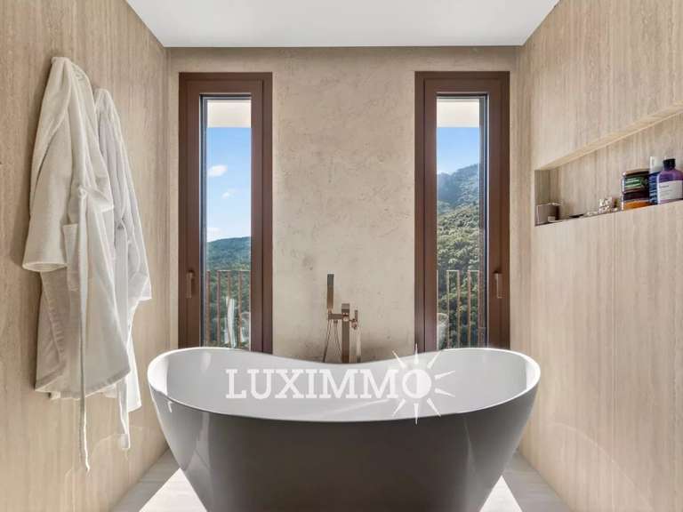 Villa with Sea view Mandelieu-la-Napoule - 5 bedrooms - 318m²