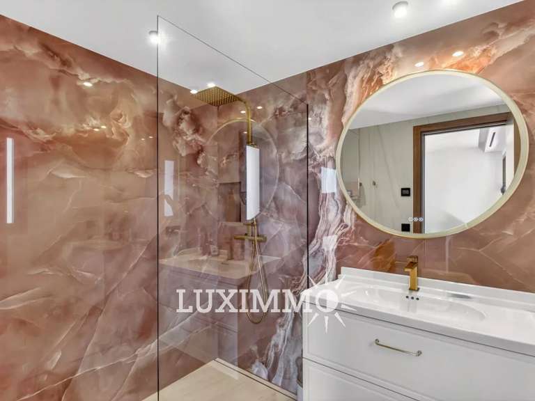 Villa with Sea view Mandelieu-la-Napoule - 5 bedrooms - 318m²