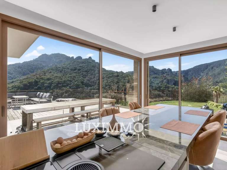 Villa with Sea view Mandelieu-la-Napoule - 5 bedrooms - 318m²