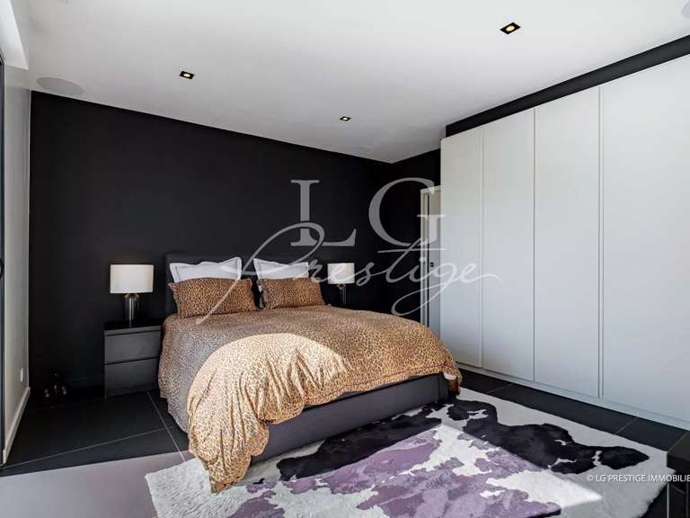 Villa Mandelieu-la-Napoule - 5 bedrooms - 230m²