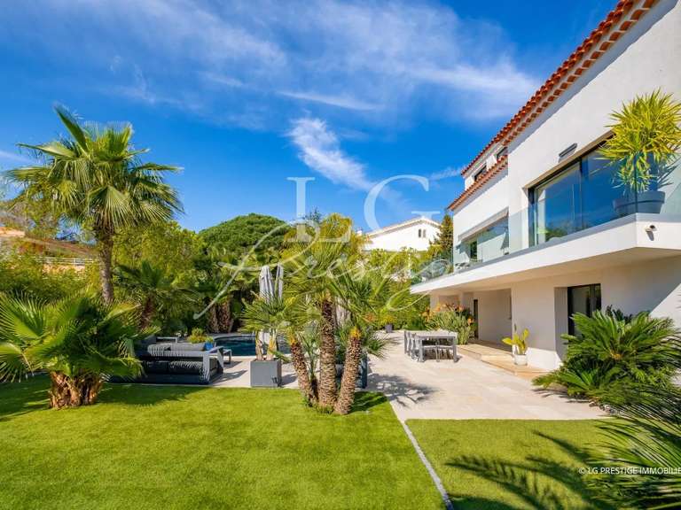 Villa Mandelieu-la-Napoule - 5 bedrooms - 230m²