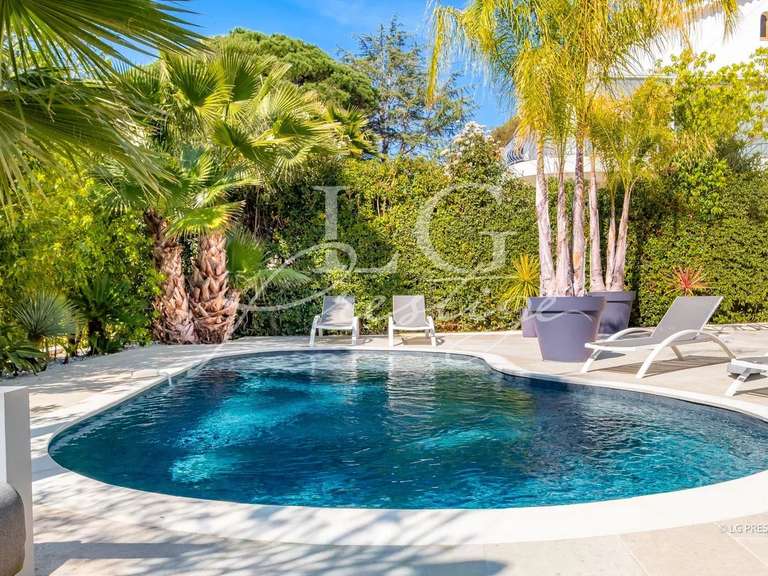 Villa Mandelieu-la-Napoule - 5 bedrooms - 230m²