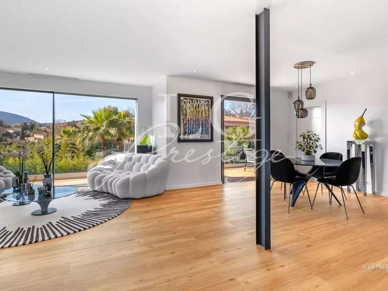 Villa Mandelieu-la-Napoule - 5 bedrooms - 230m²