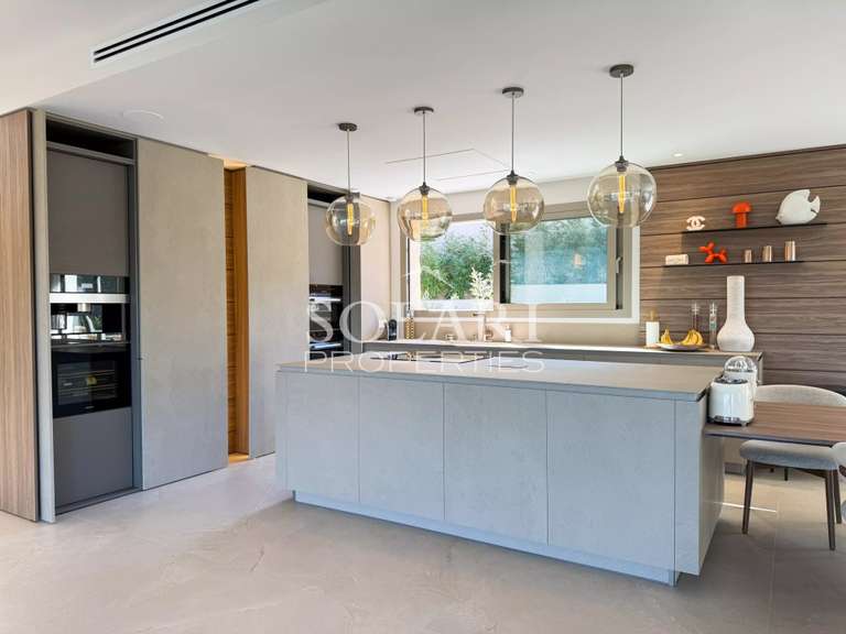 Villa Mandelieu-la-Napoule - 4 chambres - 290m²