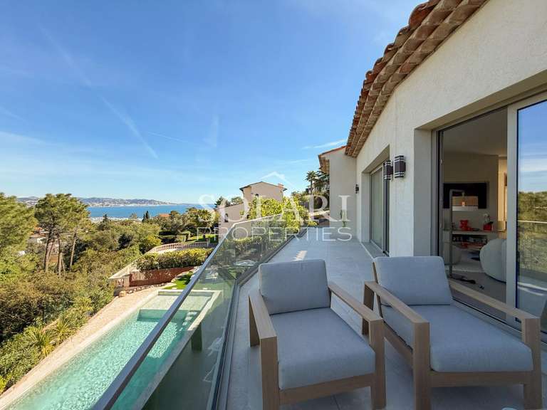 Villa Mandelieu-la-Napoule - 4 chambres - 290m²