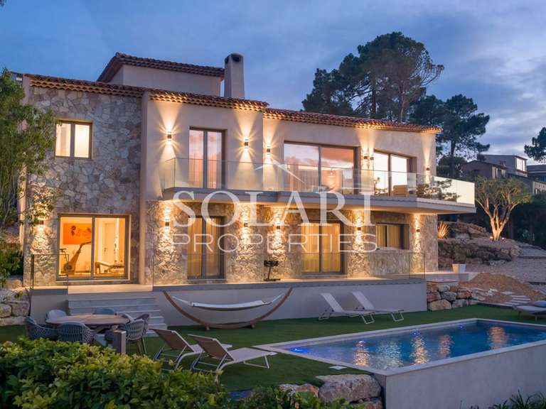 Villa with Sea view Mandelieu-la-Napoule - 4 bedrooms - 290m²