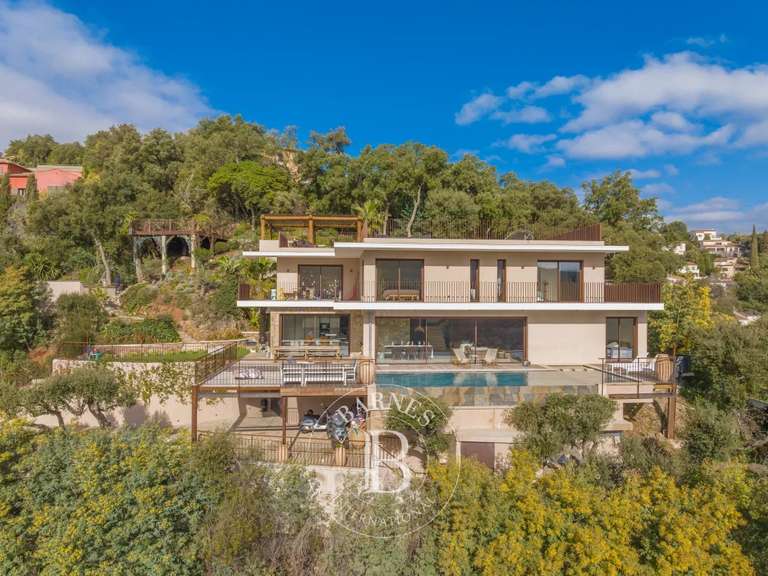 Villa Mandelieu-la-Napoule - 5 chambres - 318m²