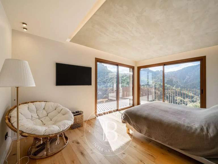 Villa Mandelieu-la-Napoule - 5 chambres - 318m²