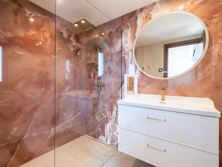 Villa Mandelieu-la-Napoule - 5 chambres - 318m²