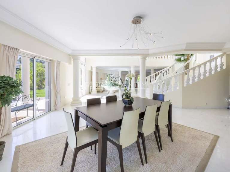 Villa Mandelieu-la-Napoule - 4 bedrooms - 550m²