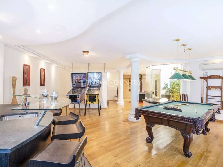 Villa Mandelieu-la-Napoule - 4 bedrooms - 550m²