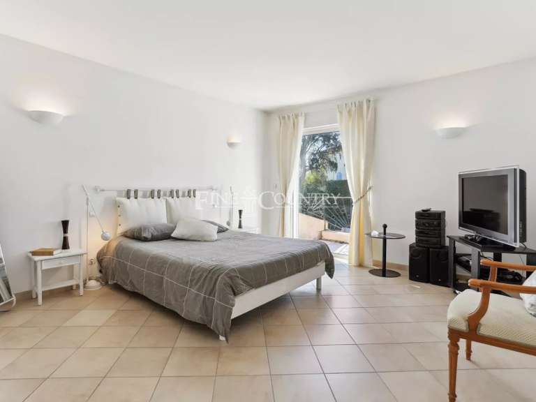 Villa Mandelieu-la-Napoule - 5 chambres - 289m²