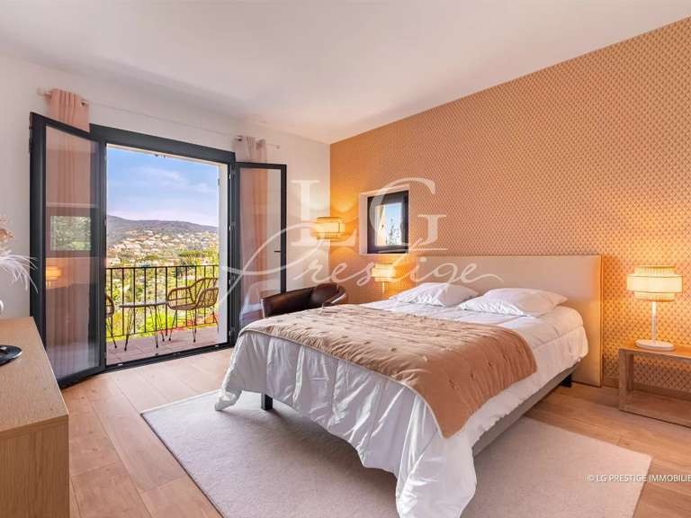 Villa Mandelieu-la-Napoule - 4 chambres - 200m²