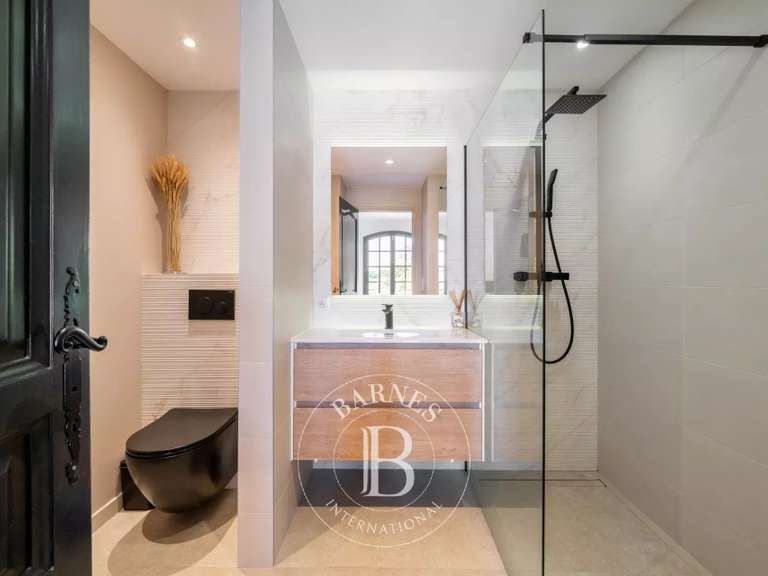 Villa with Sea view Mandelieu-la-Napoule - 5 bedrooms - 203m²