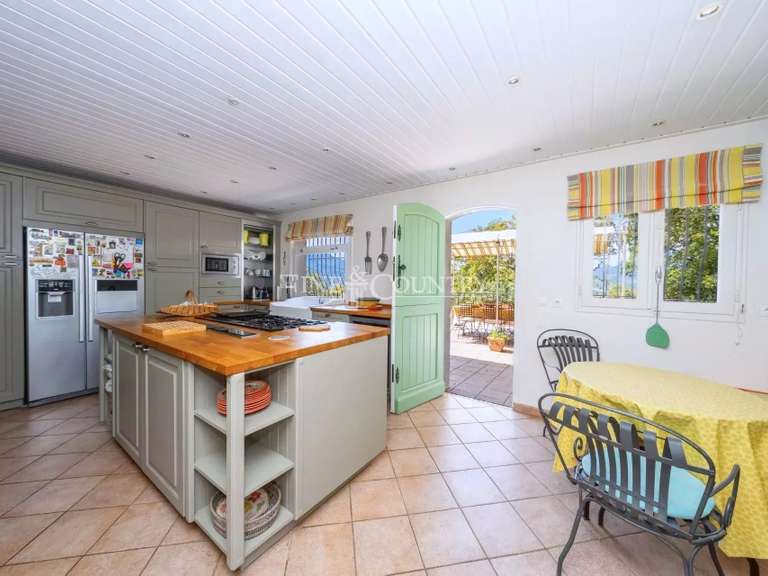 Villa with Sea view Mandelieu-la-Napoule - 7 bedrooms - 418m²