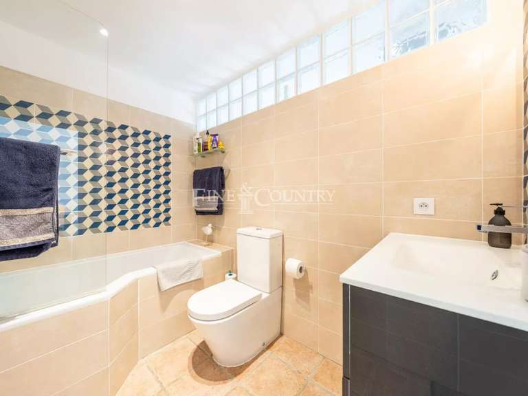 Villa with Sea view Mandelieu-la-Napoule - 7 bedrooms - 418m²
