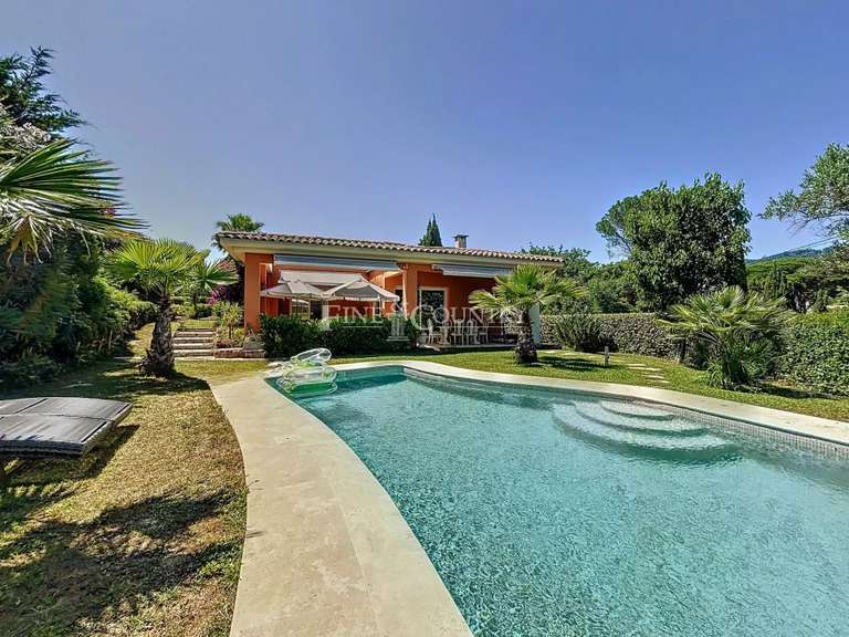 Villa Mandelieu-la-Napoule - 3 chambres - 140m²