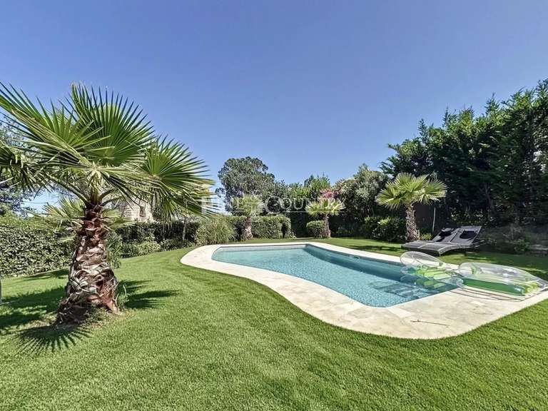 Villa Mandelieu-la-Napoule - 3 chambres - 140m²